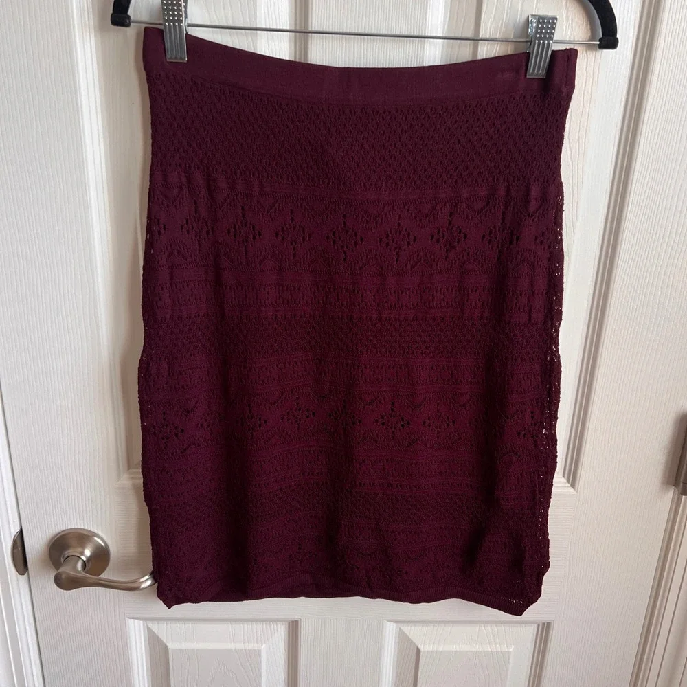 White House Black Market Women's‎ Small Sweater Pencil Skirt Burgundy Knit
